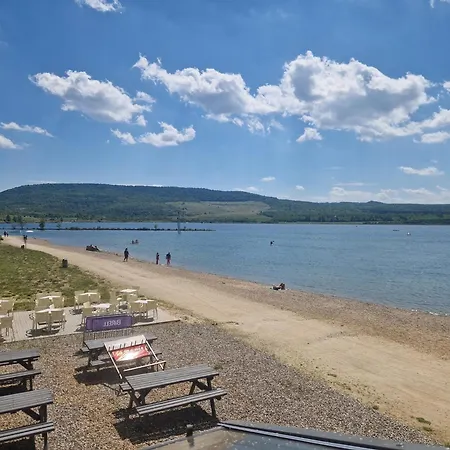 Rodinny 4 Luzkovy S Vyhledem Na Jezero Milada Usti Nad Labem *
