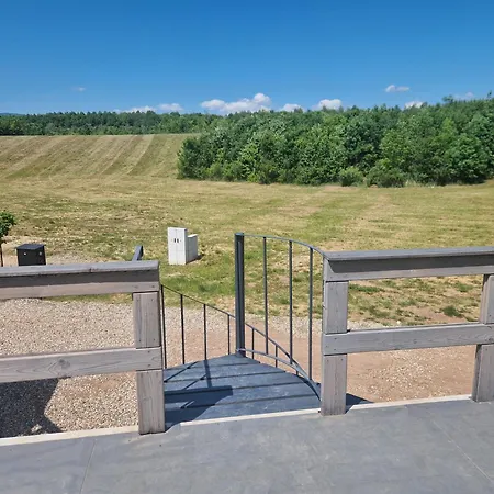 キャンプ場 Rodinny 4 Luzkovy S Vyhledem Na Jezero Milada Usti Nad Labem